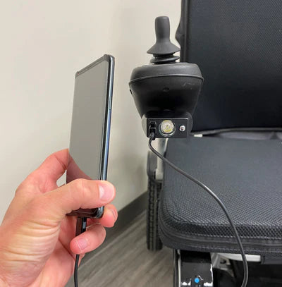 TRAVEL BUGGY - Phone Charger with Flashlight - Image 2