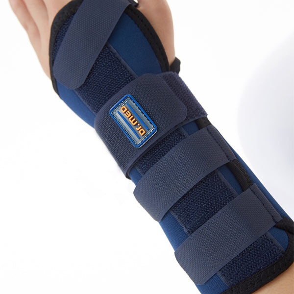 Elastic Hand Splint with Double Stays Best for Wrist Strains, Sprains and Wrist Injuries - Allowing Excellent Stabilization on the Wrist_gallery_13