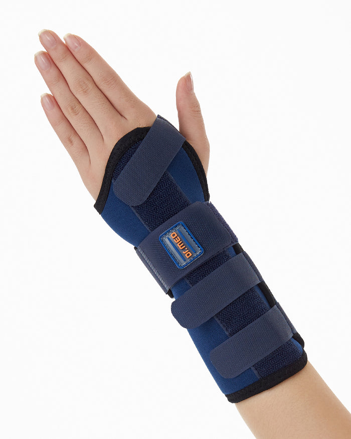 [DR-W003-ML] Elastic Hand Splint with Double Stays Best for Wrist Strains, Sprains and Wrist Injuries - Allowing Excellent Stabilization on the Wrist (Left, Medium)