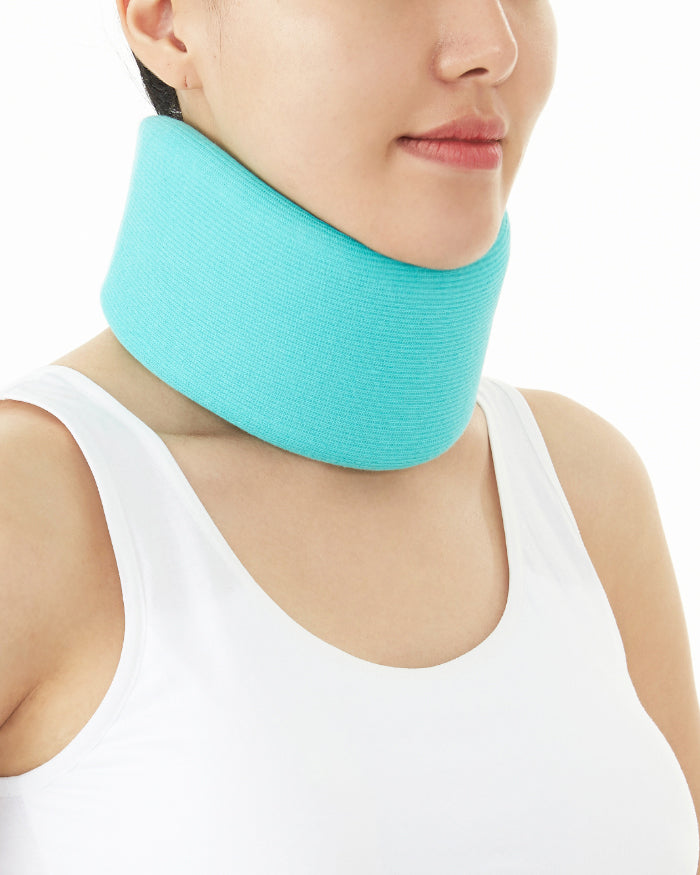 [DR-122-1-S] Soft Cervical Collar With Reinforcement Aligns Stabilize Vertebrae Adjustable Neck Brace Relief Of Cervical Spine Pressure Can Be Used During Sleep (Small)